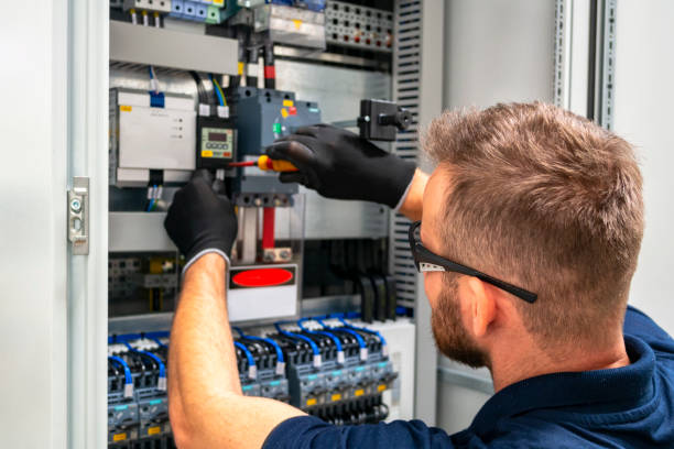 Best Affordable Emergency Electrician  in Harrisburg, SD